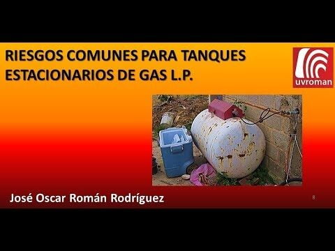 5 errores comunes al limpiar cristales de marquesinas