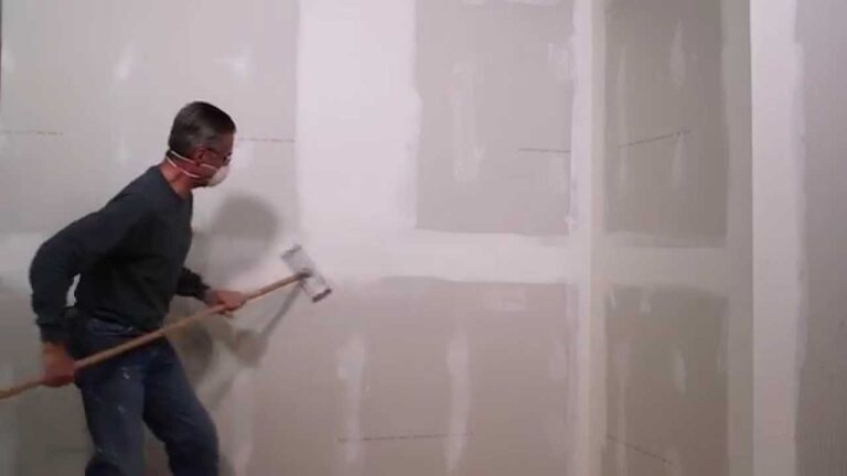 La importancia de la limpieza de baños al terminar una obra